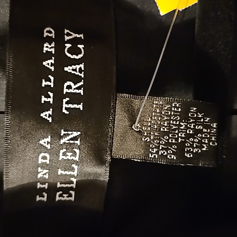 VINTAGE Linda Allard Ellen Tracy Blazer Jacket 6  Black Career Suit Business - Picture 2 of 4